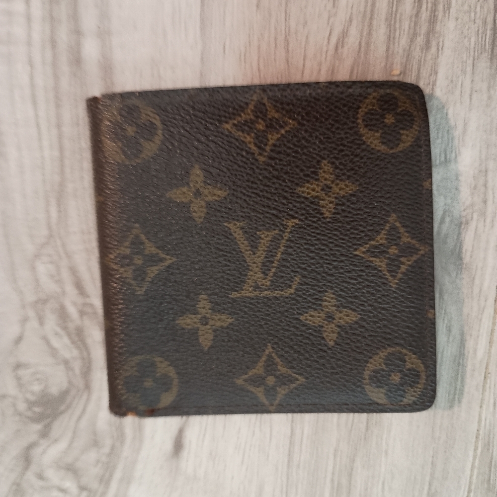 Authentic Louis Vuitton Monogram Bi-Fold Portefeuille Marco Men’s Wallet - Picture 2 of 12